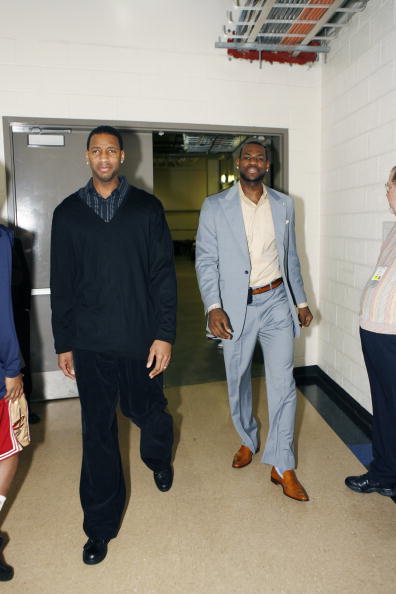 延迟的倒三 延迟的倒三