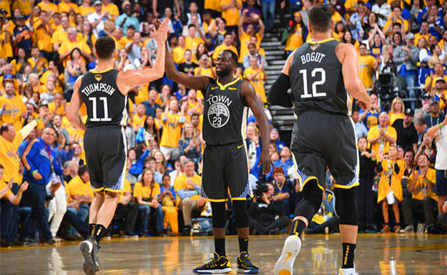 临门一脚 临门一脚